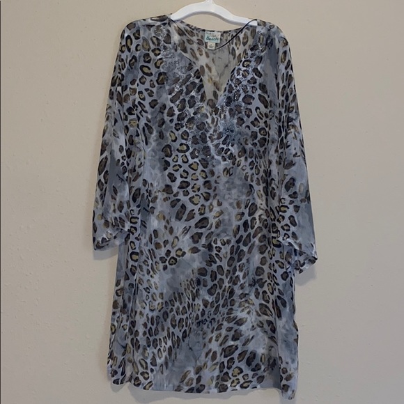 Cheetah print swimsuit cover-up - Picture 1 of 3